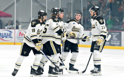 Bobcats Split Final Weekend Heading into Playoffs